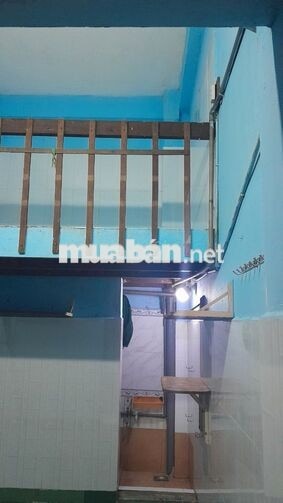 Phòng trọ khu vực an ninh, phòng sạch mới, sử dụng nước máy.