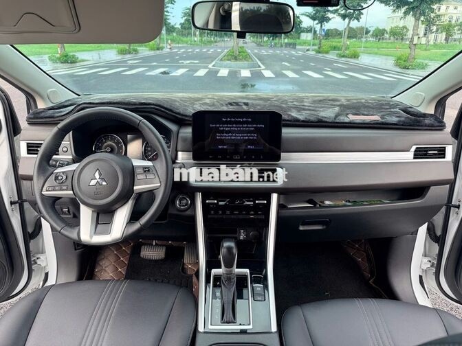 Mitsubishi Xpander Pre 2024 xe GĐ Full LS Hãng