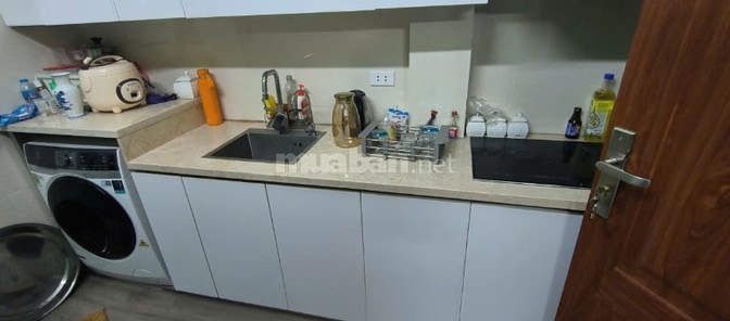 Căn hộ  50 m2 Tầng 3 riêng biệt đủ đồ cao cấp ngõ 58 Đào tấn