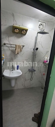 Căn hộ  50 m2 Tầng 3 riêng biệt đủ đồ cao cấp ngõ 58 Đào tấn