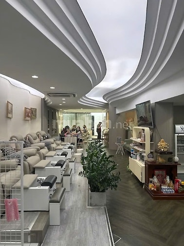 CHO THUÊ NHÀ NGUYỄN THÔNG - QUẬN 3. DT: 9X30M, 1 TRỆT 2 LẦU TRỐNG SUỐT