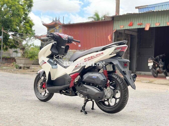 Honda Airblade 160 ABS Trắng đỏ 3000km