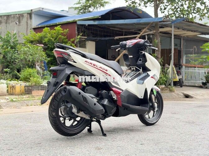 Honda Airblade 160 ABS Trắng đỏ 3000km