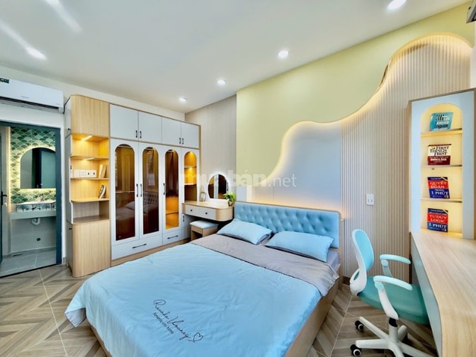 Nguyễn Trung Trực -  tính ra chỉ có 124 triệu/m2, vừa đất vừa nhà luôn