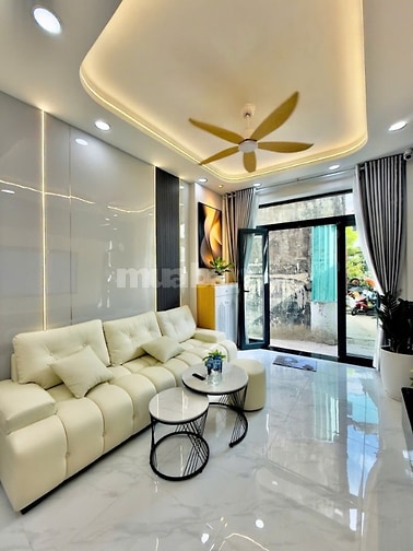 Nguyễn Trung Trực -  tính ra chỉ có 124 triệu/m2, vừa đất vừa nhà luôn