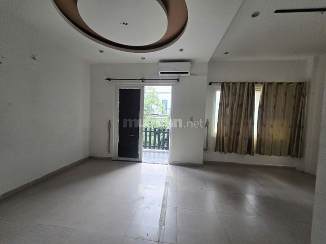 CHO THUÊ NHÀ LÊ VĂN SỸ - P. NHIÊU LỘC, QUẬN 3. NGANG 7M, 1 TRỆT 3 LẦU