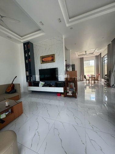 Bán biệt thự 2 mặt tiền Đặng Thùy Trâm