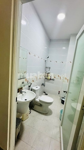 Bán căn nhà mặt tiền đương Hoang Kim Giao P5Q8