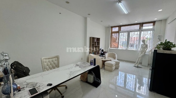 Bán căn nhà mặt tiền đương Hoang Kim Giao P5Q8