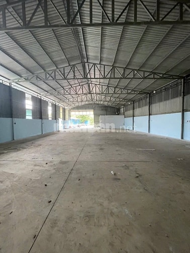 Cho thuê nhà xưởng 1000m2 vừa hết hạn hợp đồng tại thạnh lộc quận 12