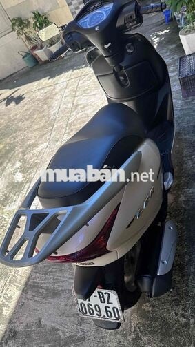 Honda Lead Vàng kem