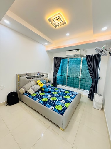Bán Nhà 4 Tầng mới xây, hẻm xe hơi- vip Nguyễn Đình Chính- Phú Nhuận 