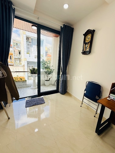 Bán Nhà 4 Tầng mới xây, hẻm xe hơi- vip Nguyễn Đình Chính- Phú Nhuận 