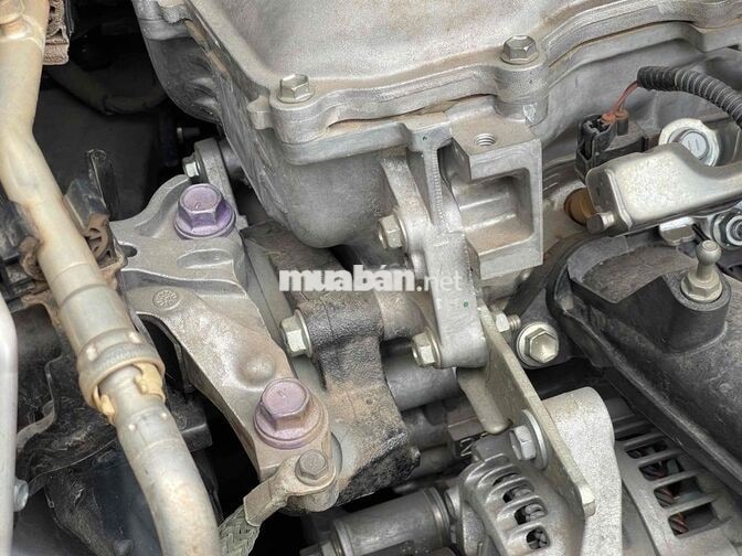 Cross 1.8G 2021 90,000km full hãng, sơn zin.