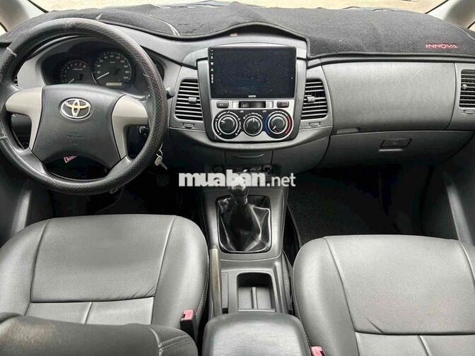 Toyota Innova 2012 E xin  Số sàn nói ko vs dịch vụ
