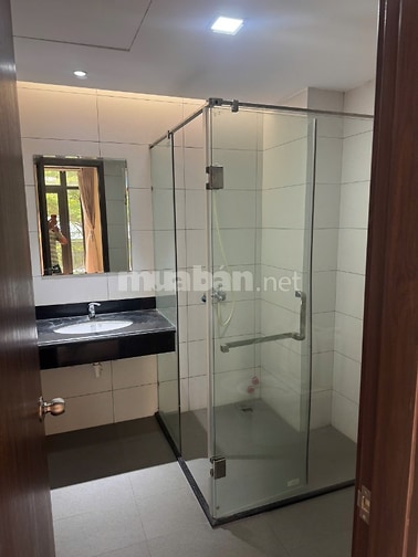 Cho thuê nhà 45 triệu (101m2 x 5,5 tầng) căn D29 Dreamland 107 Xuân La