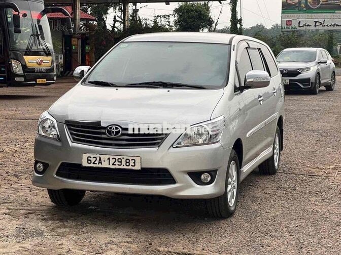 Toyota Innova 2012 E xin  Số sàn nói ko vs dịch vụ
