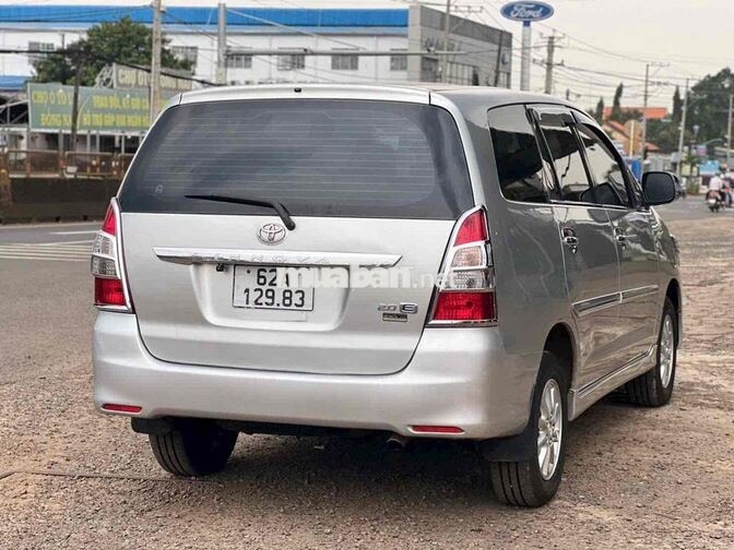 Toyota Innova 2012 E xin  Số sàn nói ko vs dịch vụ