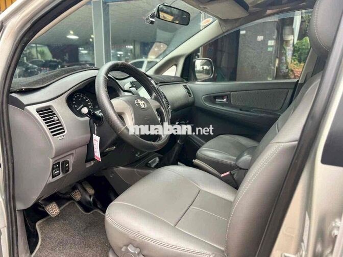 Toyota Innova 2012 E xin  Số sàn nói ko vs dịch vụ