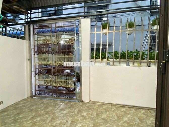  Cần bán nhà 3 tầng trung tâm TP. Nam Định(gần Nam Cường, dân cư đông)