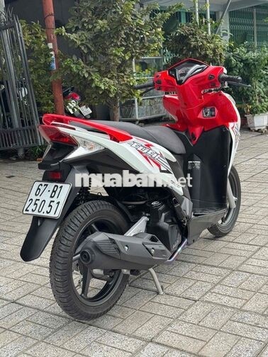 Honda Click Thái 125i 2012 Trắng đỏ máy zin