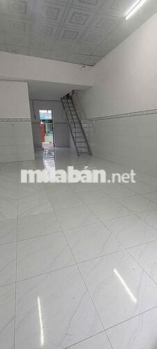 nhà 4 triệu 2 mặt tiền đường Huỳnh Phan Hộ thuận lợi cho việc KD