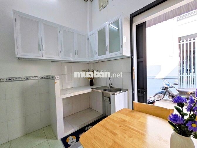 NHÀ 2 MẶT TIỀN ( TRƯỚC - SAU) – GIÁ CHỈ 1,690 TỶ! (CÒN TL)