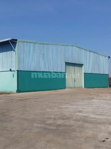 Cho thuê kho 700m2 Quốc Lộ 1A - PCCC đầy đủ Giá 120k/m2