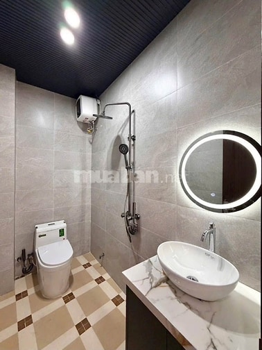 CHO THUÊ NHÀ 4 TẦNG ..4PN KHU ĐA PHƯỚC GẦN BIỂN NGUYỄN TẤT THÀNH