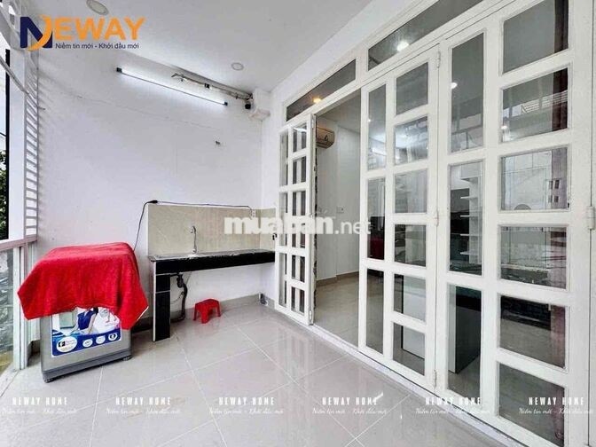 TRỐNG LẠI SIÊU PHẨM STUDIO BAN CÔNG FULL NỘI THẤT FREE NƯỚC XE DỊCH VỤ