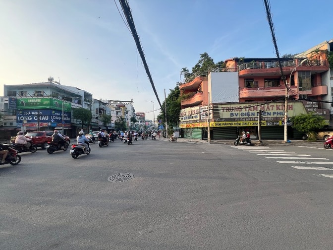 Bán nhà góc 2 mặt tiền kinh doanh Chu Văn An - Đinh Bộ Lĩnh, P26, Q.Bì