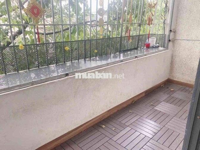 Hiếm căn hộ 60m2 chung cư Đinh Bộ Lĩnh gấp bán giá chào tốt hơn thị tr