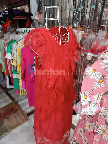 Quần áo trang sức  phụ kiện trưng bày