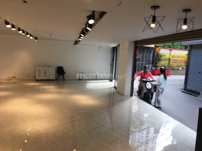 Cho thuê cửa hàng 80m2 tại 39B ngõ 259 Yên Hòa,Hà Nội