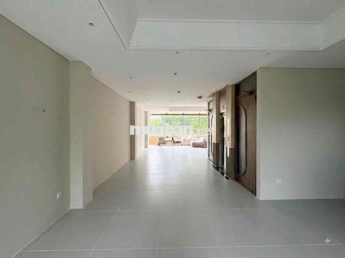 TÒA NHÀ KHU VIP - Trần Thiện Chánh , P.12, Q.10 - Hầm Xe, Thang Máy, S