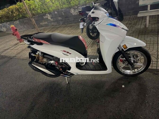 Honda SH350i 2023 Trắng 15.000 km