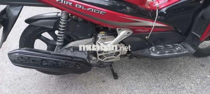 Honda Air Blade 2024 Đỏ đen zin chưa rớt đầu