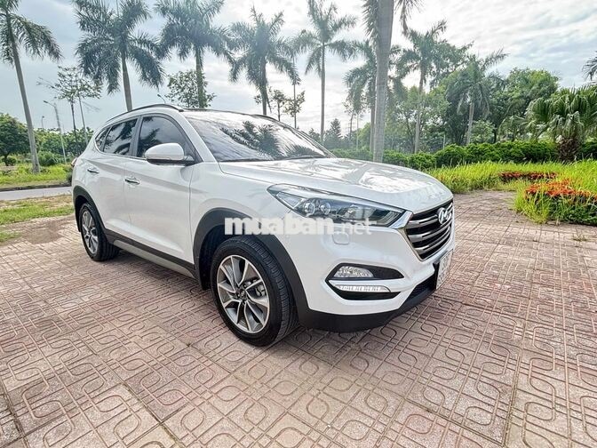 Hyundai Tucson Đặc biệt 2018 Trắng Dưới 6 vạn