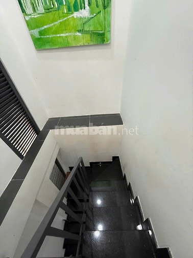 [CHÍNH CHỦ] CHO THUÊ NHÀ NGUYÊN CĂN TRƯƠNG ĐỊNH, Q.3, 3 TẦNG - 2PN 3WC