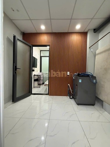 [CHÍNH CHỦ] CHO THUÊ NHÀ NGUYÊN CĂN TRƯƠNG ĐỊNH, Q.3, 3 TẦNG - 2PN 3WC