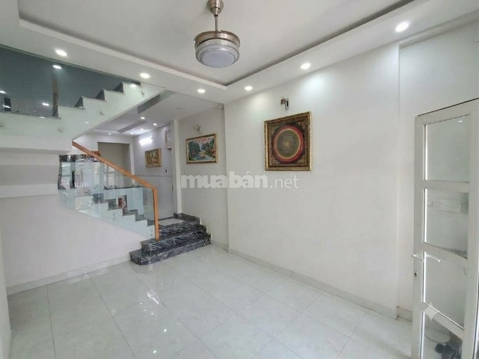 MBKD/VP 130m2 Trần Não Q2, trệt 1 lầu, đậu ô tô bao điện nước internet