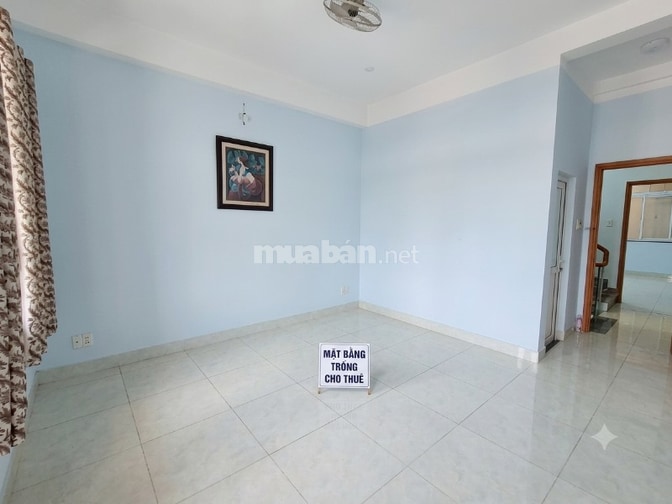 MBKD/VP 130m2 Trần Não Q2, trệt 1 lầu, đậu ô tô bao điện nước internet