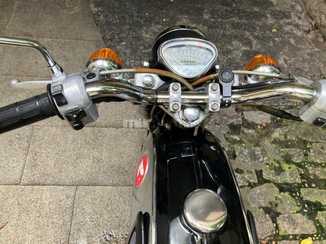 Chia sẻ lại con Honda CD gù dòng Châu Âu có đề