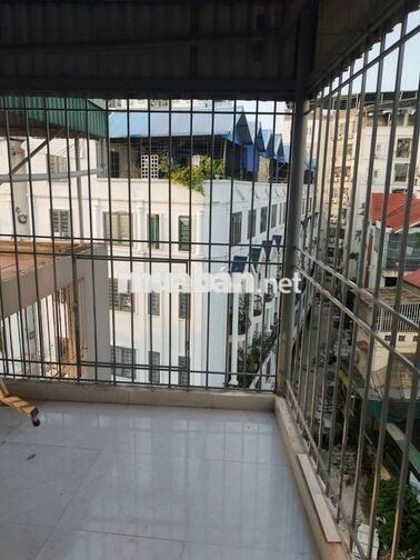 Cho thuê nhà nguyên căn ngõ 387 vũ tông phan
