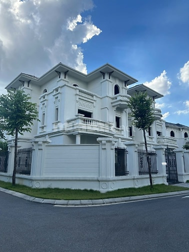Siêu Hiếm! Chính Chủ Bán BT Đơn Lập Vườn Cam, Góc 290m2 View Công Viên