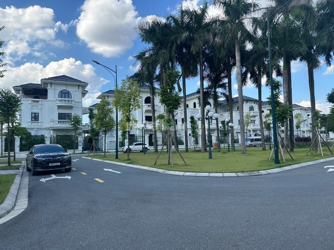 Siêu Hiếm! Chính Chủ Bán BT Đơn Lập Vườn Cam, Góc 290m2 View Công Viên