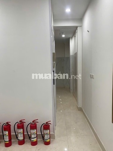 Bán hoặc cho thuê nhà số 2 ngõ 26 Xuân Diệu, Tây Hồ, nhà 7,5 tầng