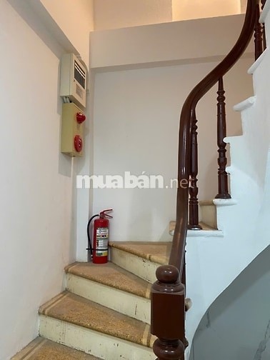 Bán hoặc cho thuê nhà số 2 ngõ 26 Xuân Diệu, Tây Hồ, nhà 7,5 tầng