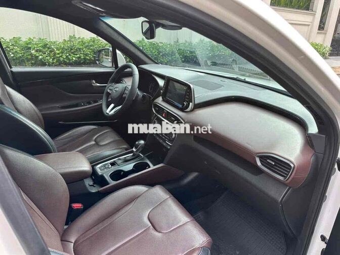Hyundai Santafe Premium 2.4 HTRAC sx2019 Trắng/Nâu