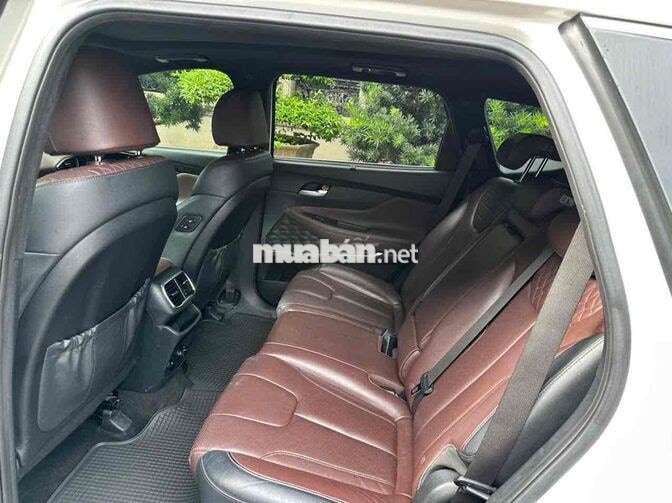 Hyundai Santafe Premium 2.4 HTRAC sx2019 Trắng/Nâu